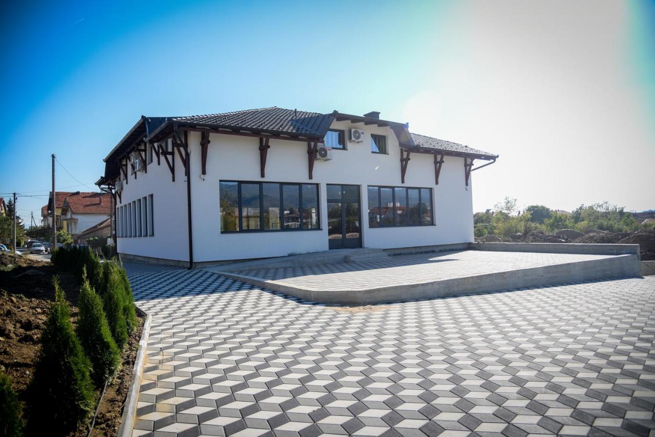 Aparthotel Prenociste ADRIA Vranje Exterior foto