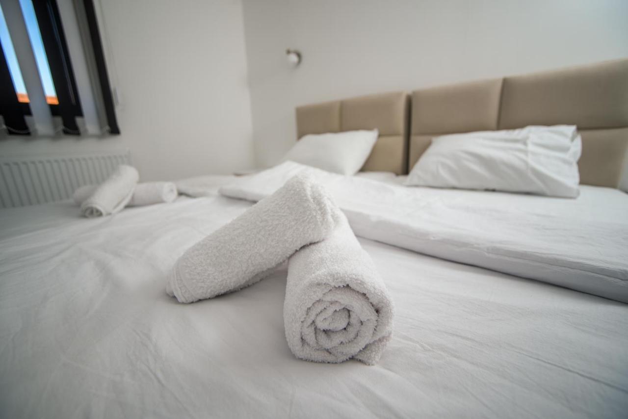 Aparthotel Prenociste ADRIA Vranje Exterior foto